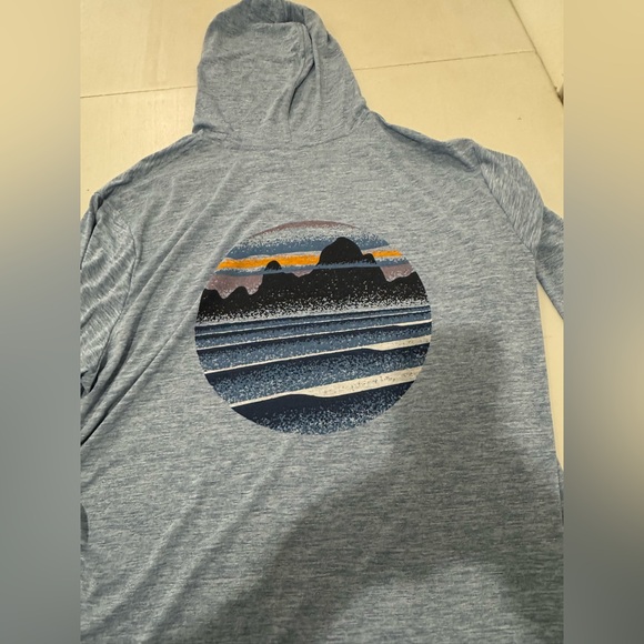 Patagonia long sleeve hooded shirt size XXL - Picture 6 of 6